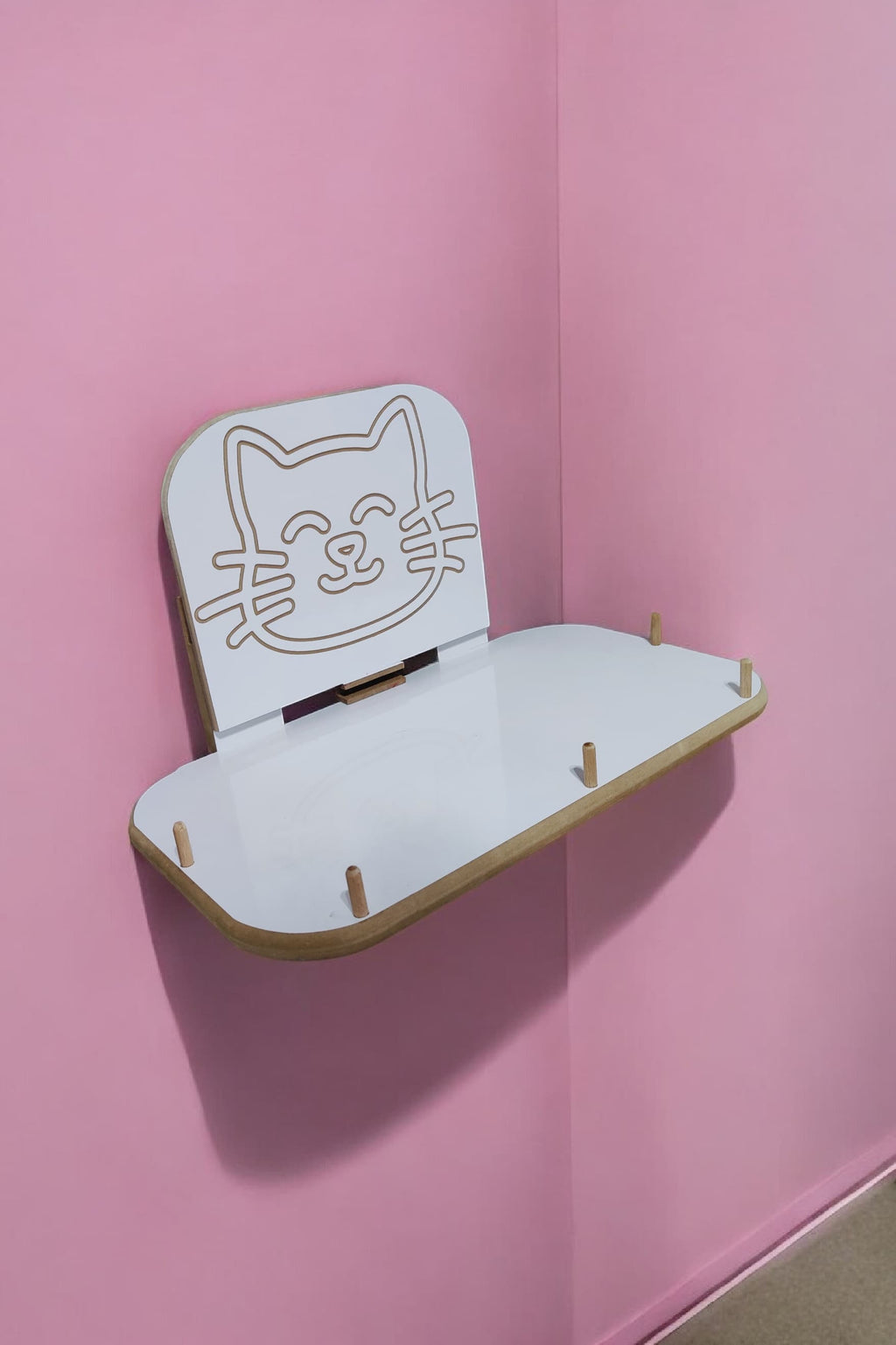 Kedi Yatağı, Duvara Monte Premium (30x48 cm) CNC Kazımalı 3D Figürlü|Sağlam Vida Sistemli | Minderli