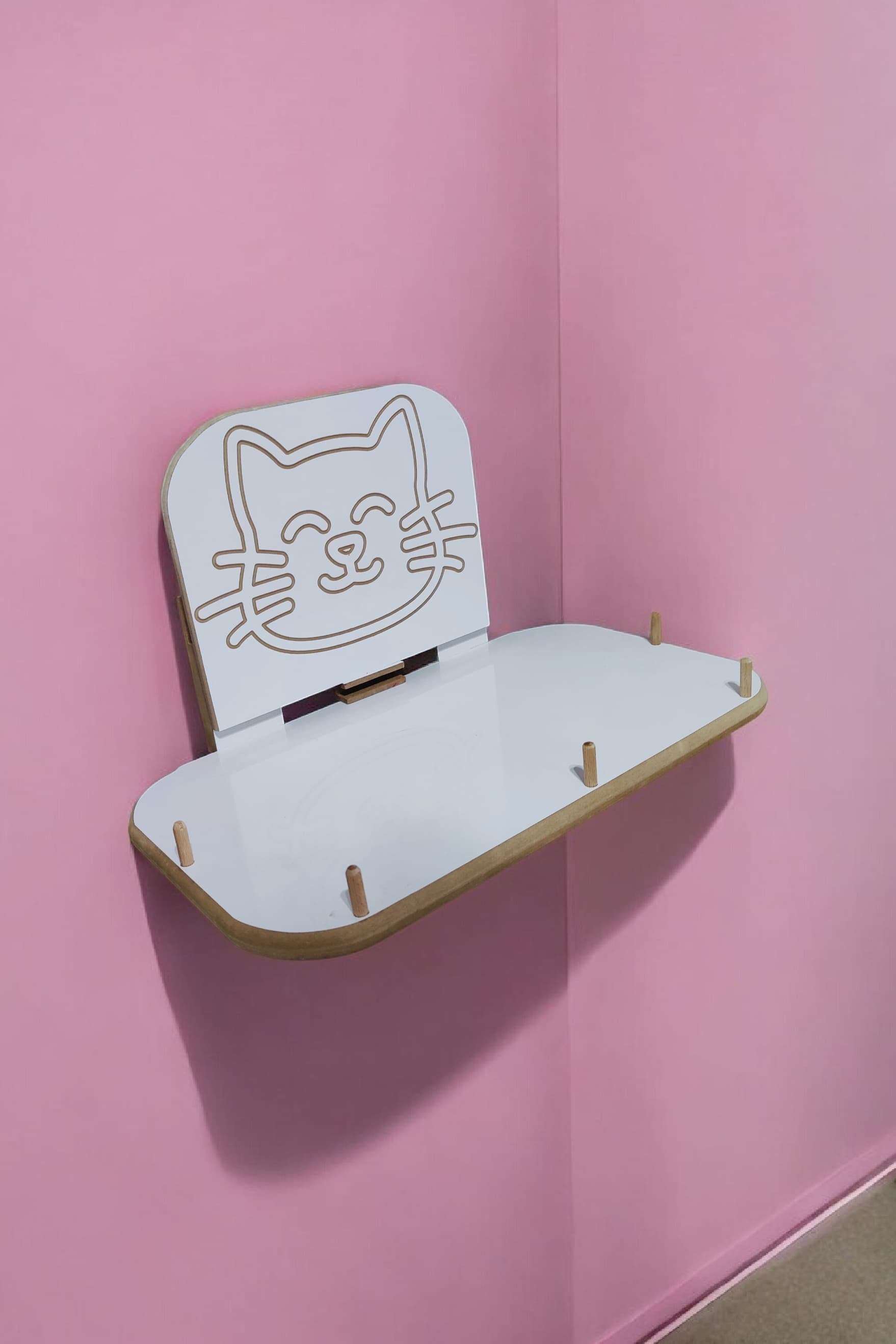 Kedi Yatağı, Duvara Monte Premium (30x48 cm) CNC Kazımalı 3D Figürlü|Sağlam Vida Sistemli | Minderli