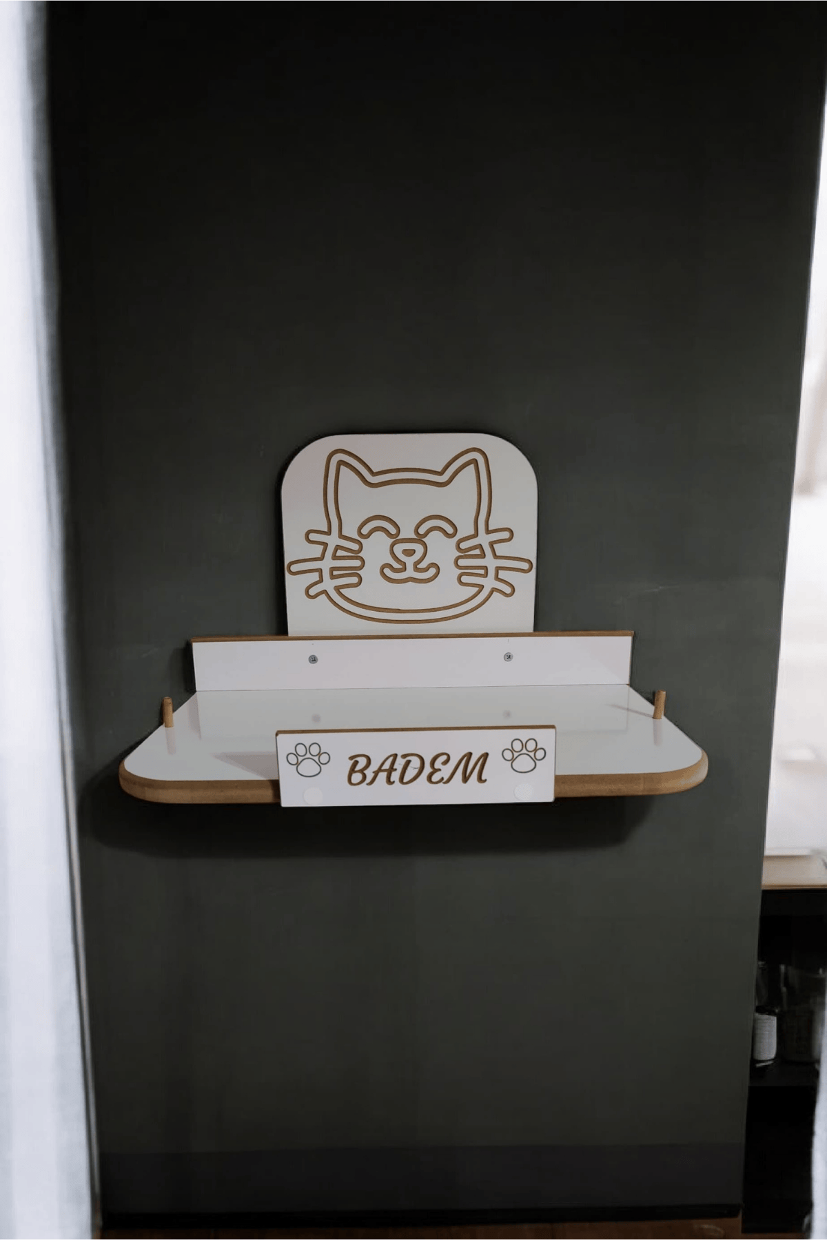 Kedi Yatağı, Duvara Monte Premium (30x48 cm) CNC Kazımalı 3D Figürlü|Sağlam Vida Sistemli | Minderli